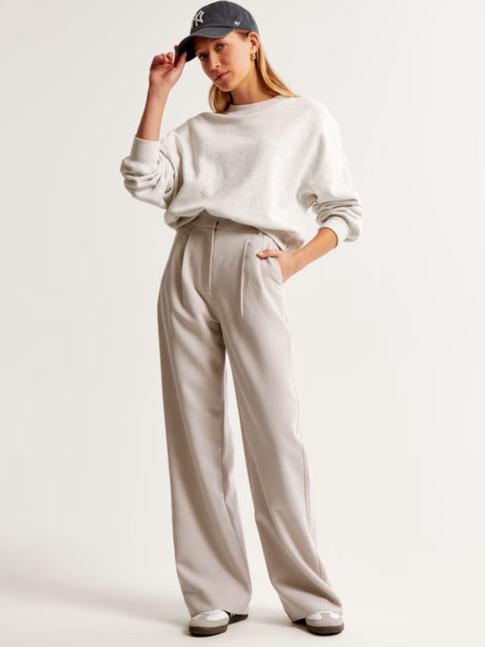 Abercrombie & Fitch Sloane Wide Leg NWT Grey Beige Trouser Size 4L